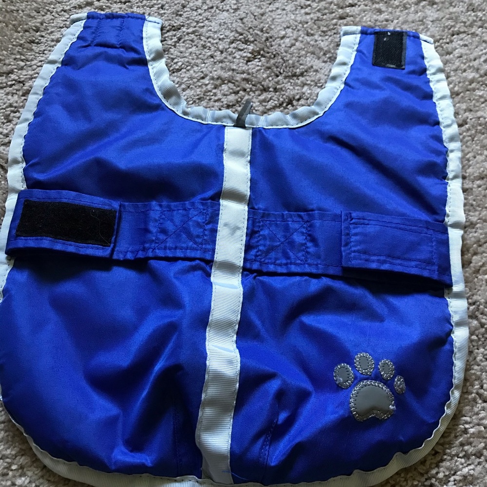 Zack & Zoey Polyester Nor'easter Dog Blanket Coat